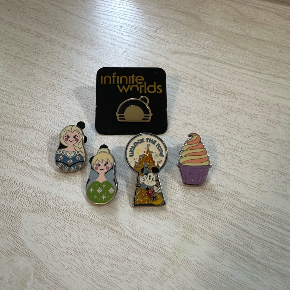Disney Collecting Pins